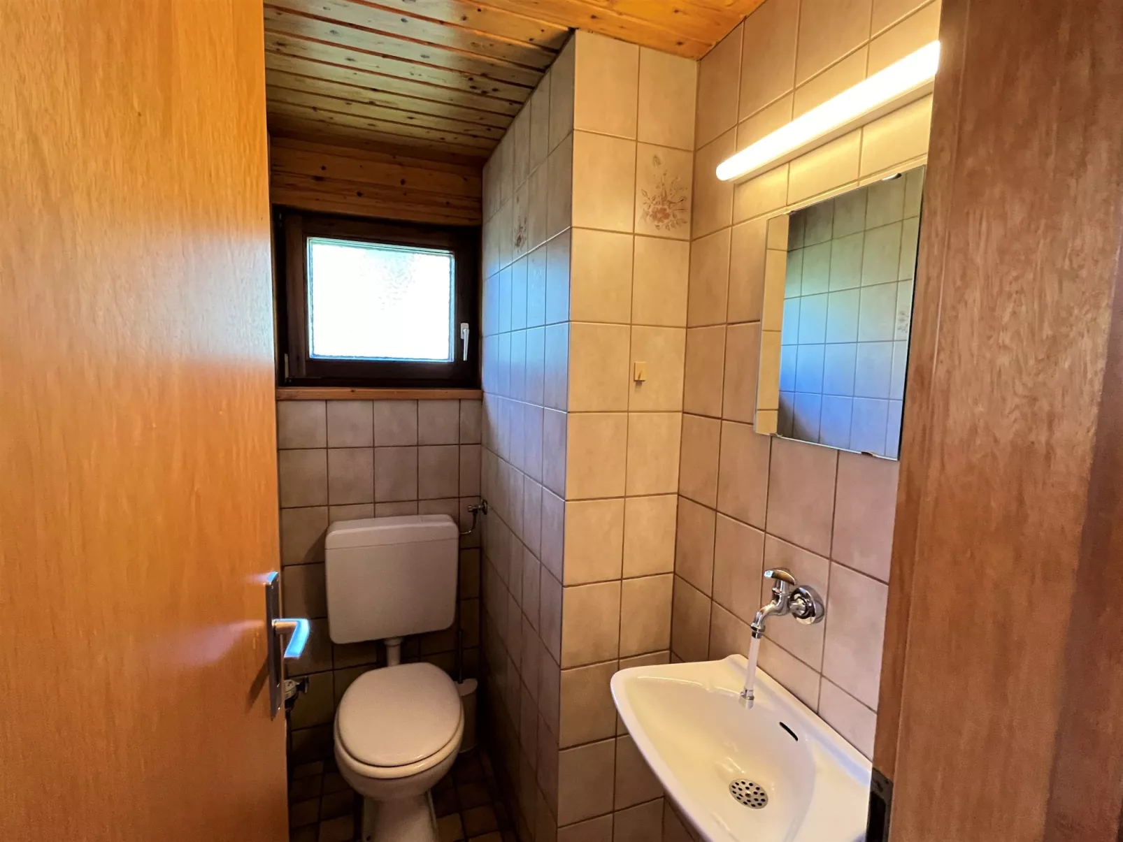 Rechbergblick (BEU302)-Inside