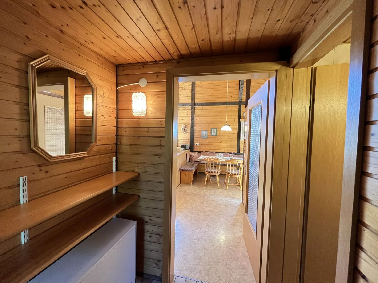 Rechbergblick (BEU302)-Inside