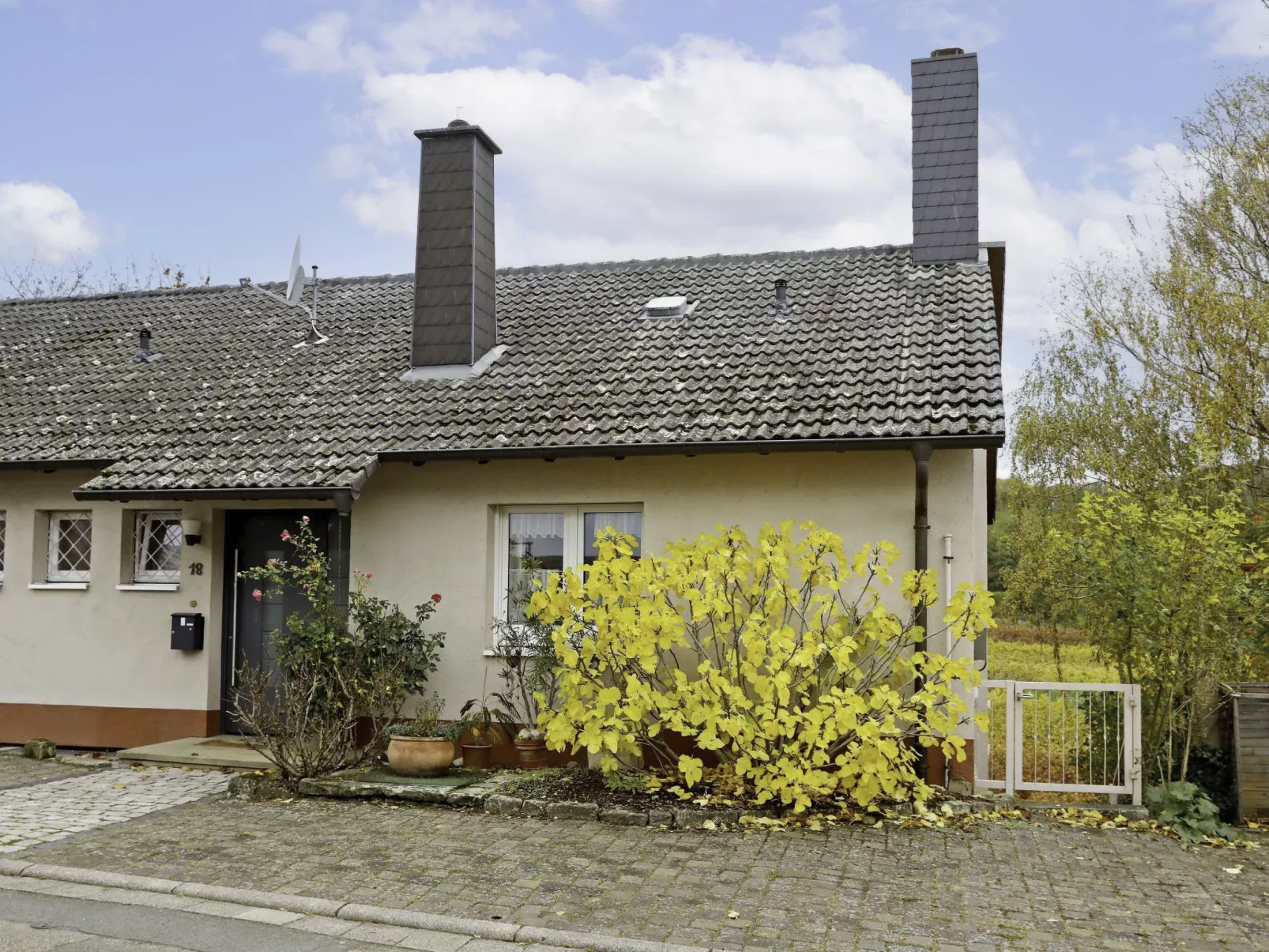 Am Weinberg-Outside
