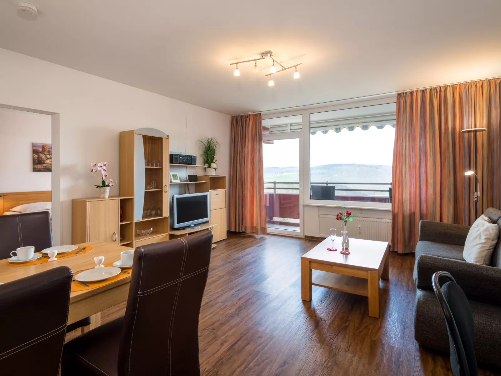 Sonnenblick (B905)-Inside