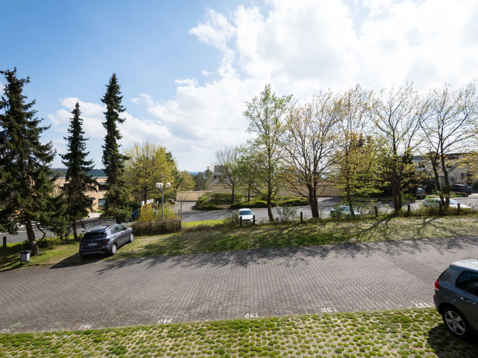 Flieder (A110)-Outside