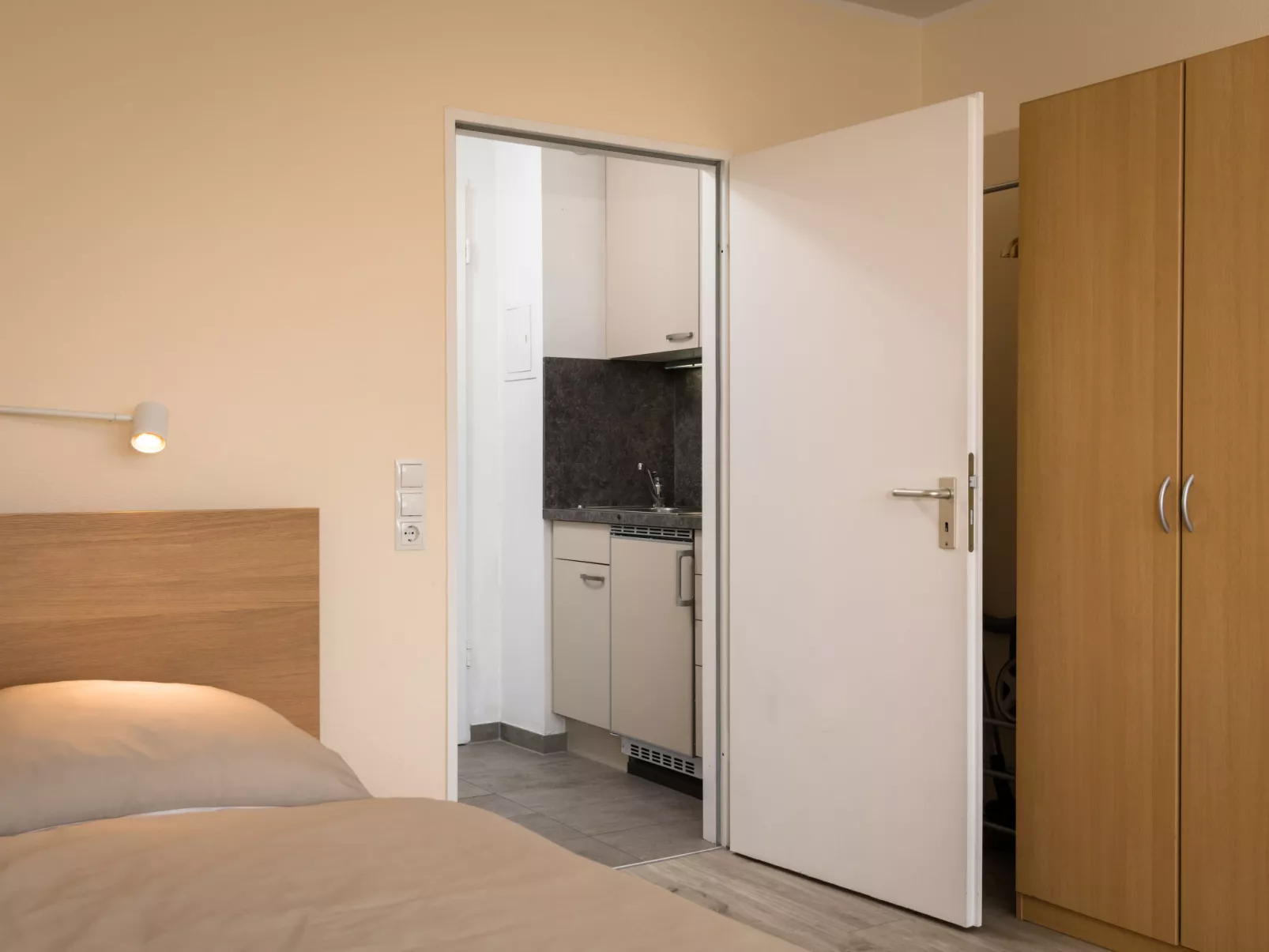 Sonnenschein (B807)-Inside