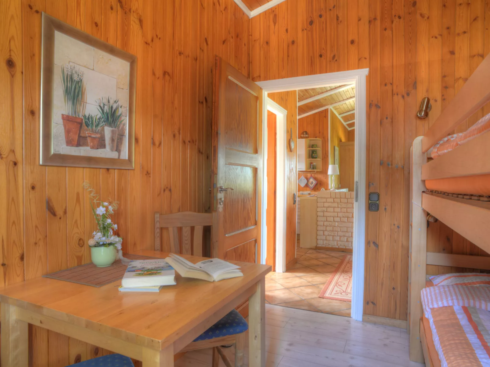Zedernhütte-Inside