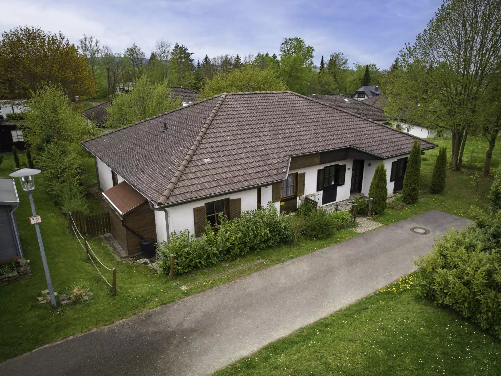 Schwesterchen-Outside