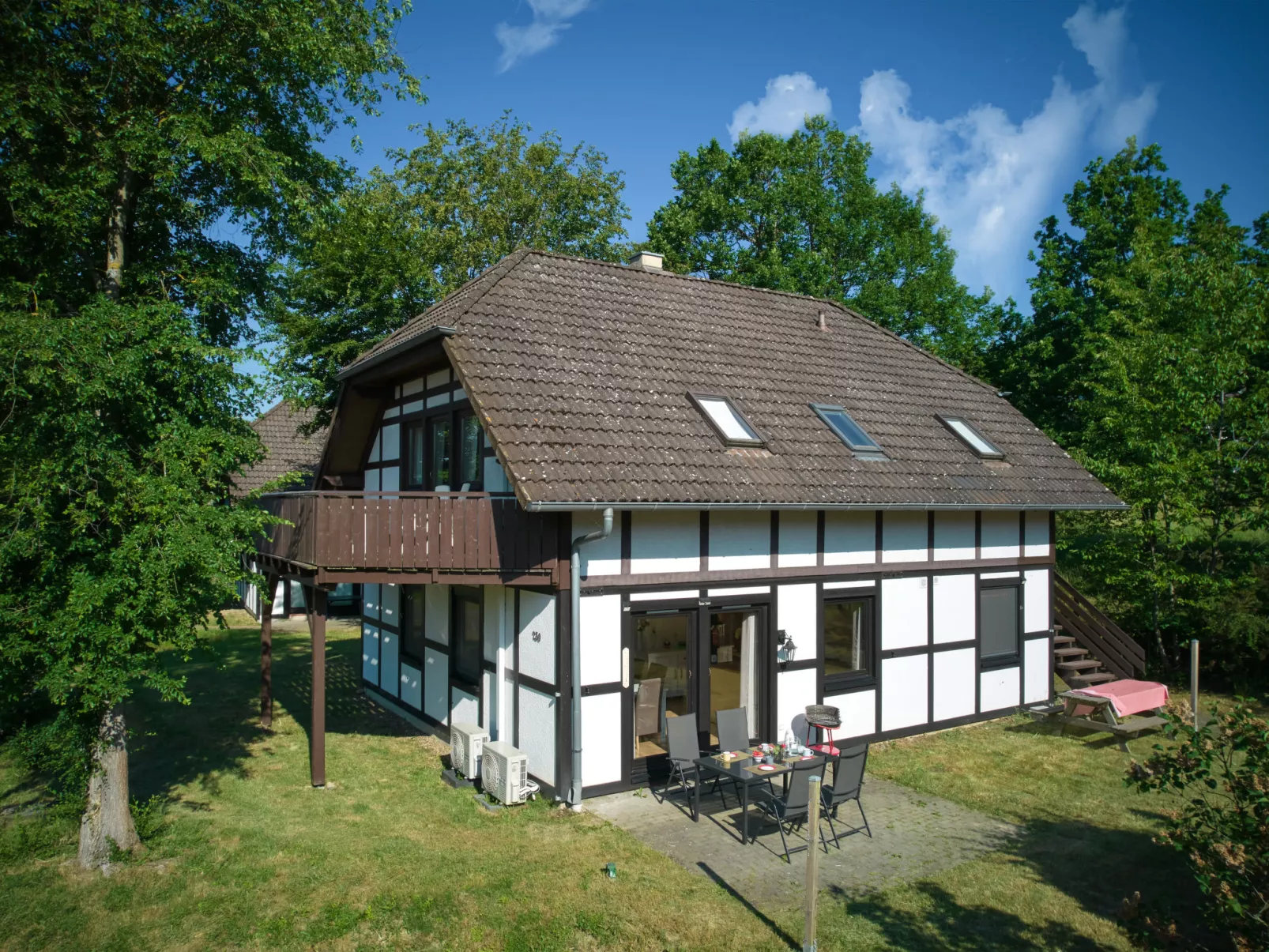 Am Sternberg 230-Outside