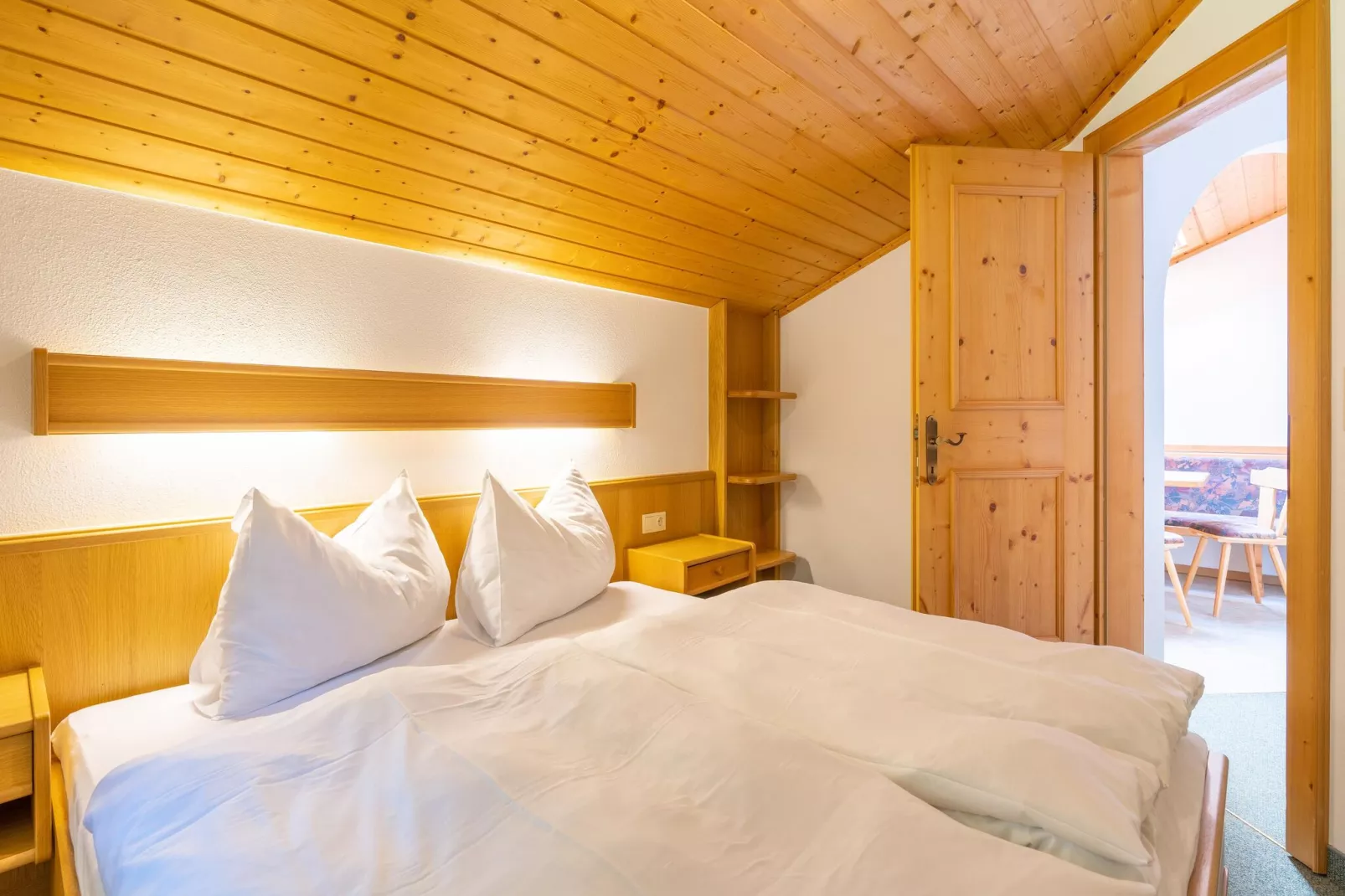 Apartment "Grasberge" - Apartment 4 - Balkon Nord-Bedroom