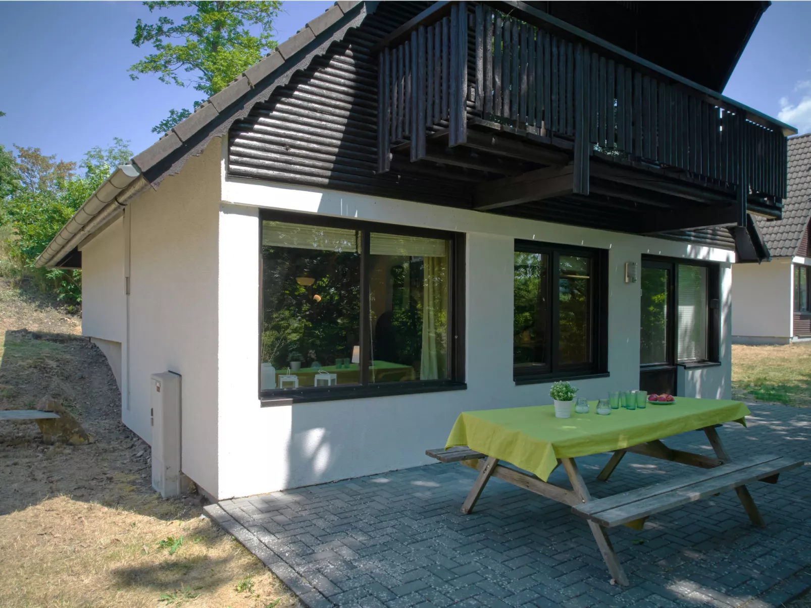 Am Sternberg 40-Outside