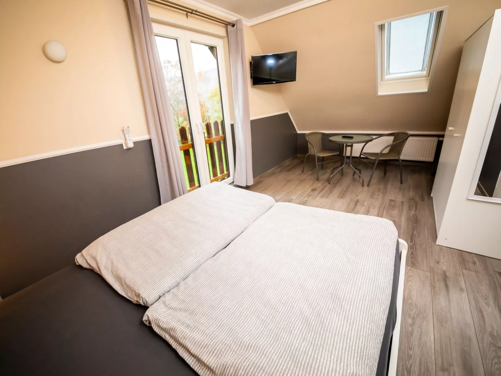 Haus am Fluss-Inside