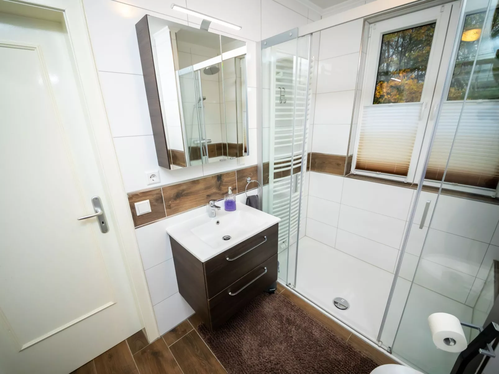 Haus am Fluss-Inside