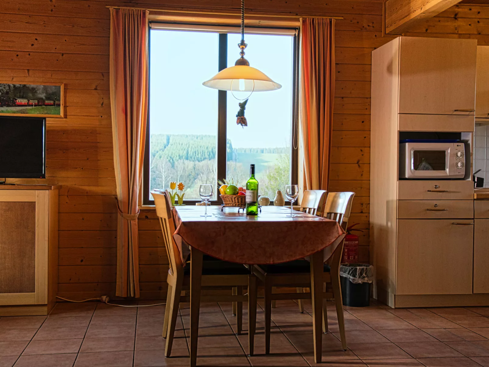 Auerhahn-Inside