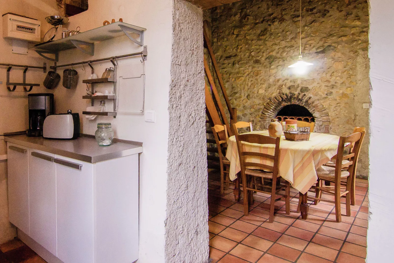 Métairie du Vignaud 16P-Kitchen