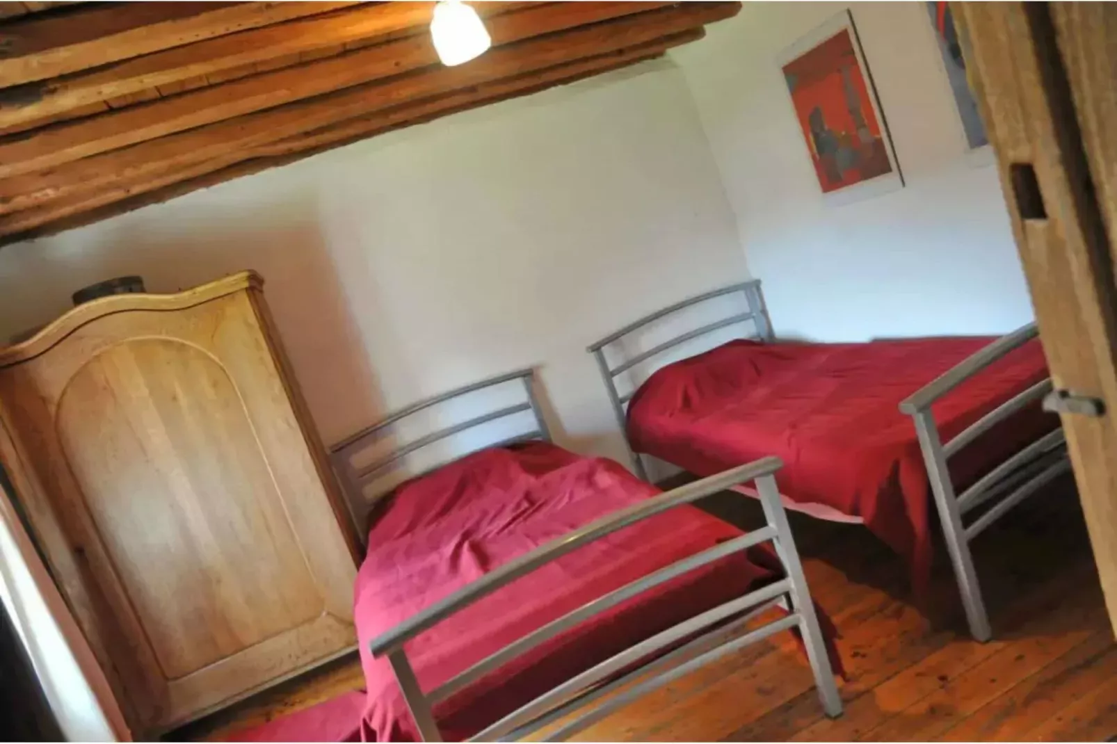 Oneux-Bedroom