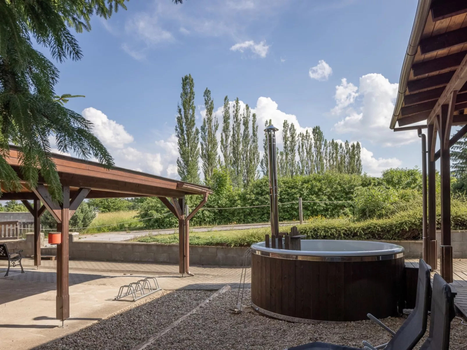 Pod Liščím kopcem 4+4-Outside