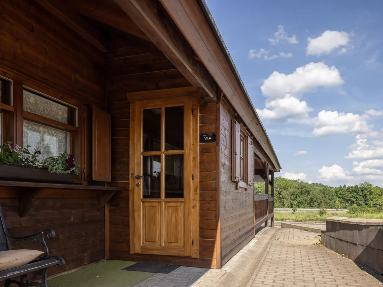 Pod Liščím kopcem 4+4-Outside