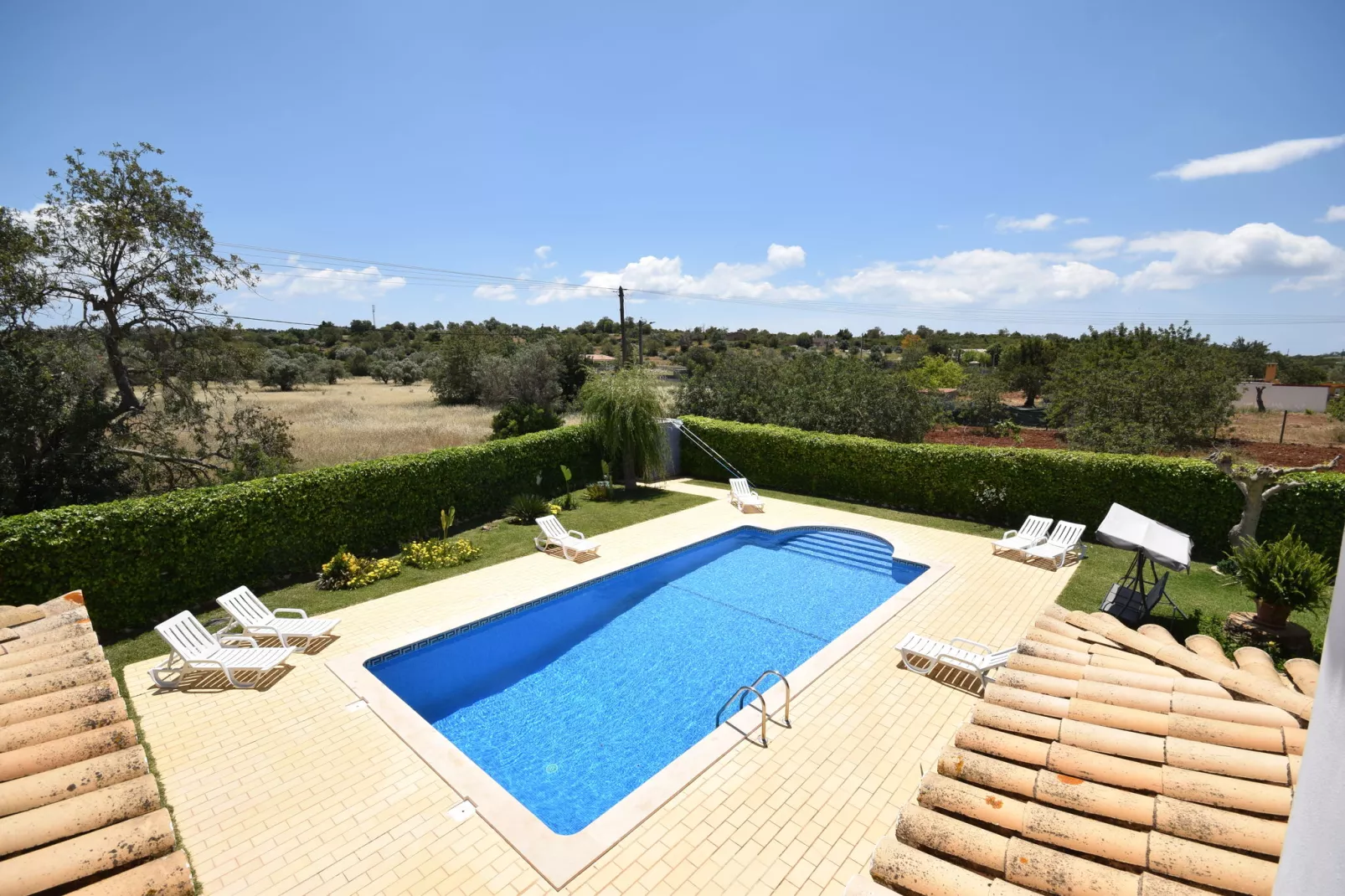 Vivenda Ferreiras-View summer