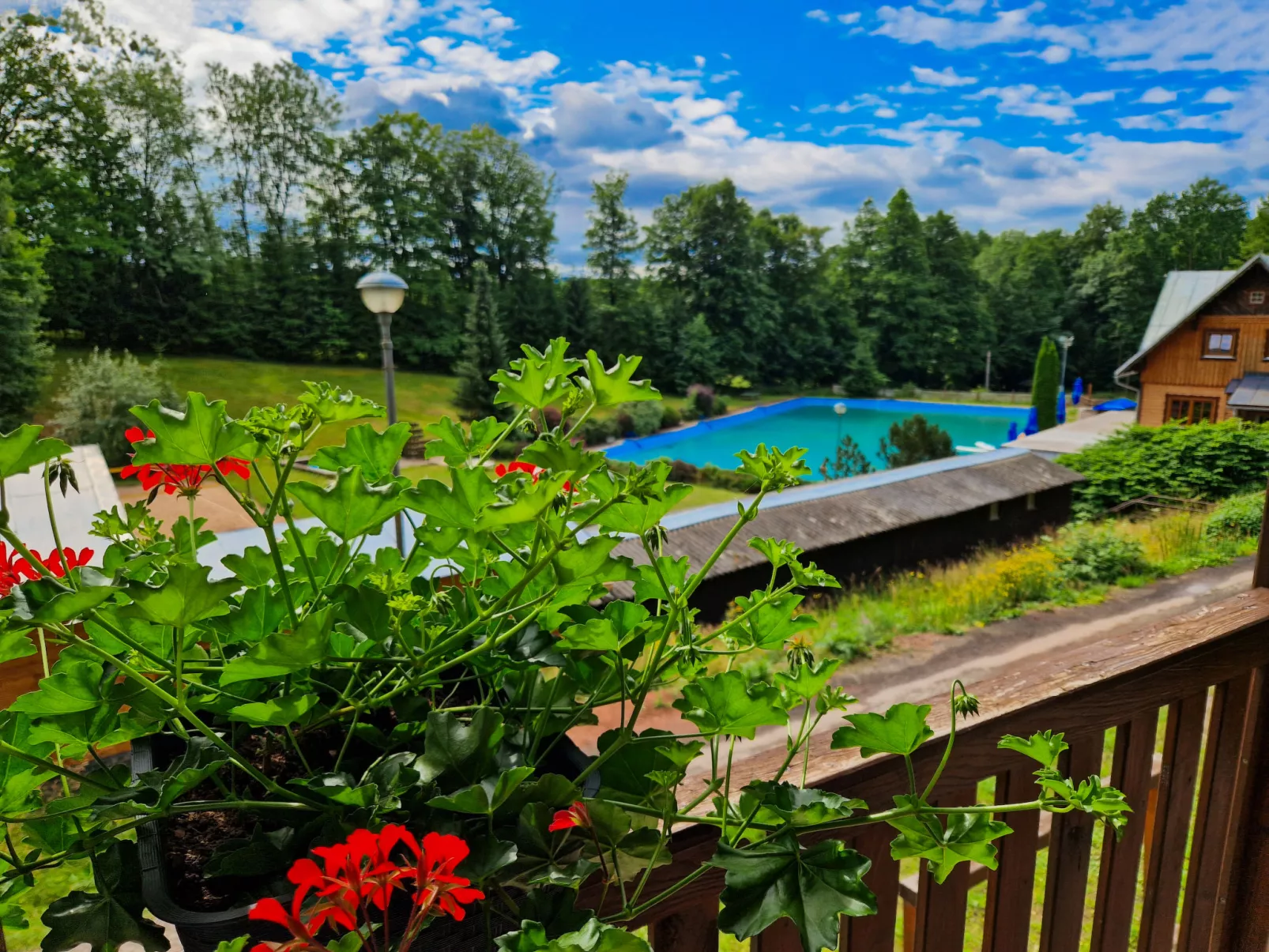Luxe Timber Lodge & Relaxing Bath”-Outside