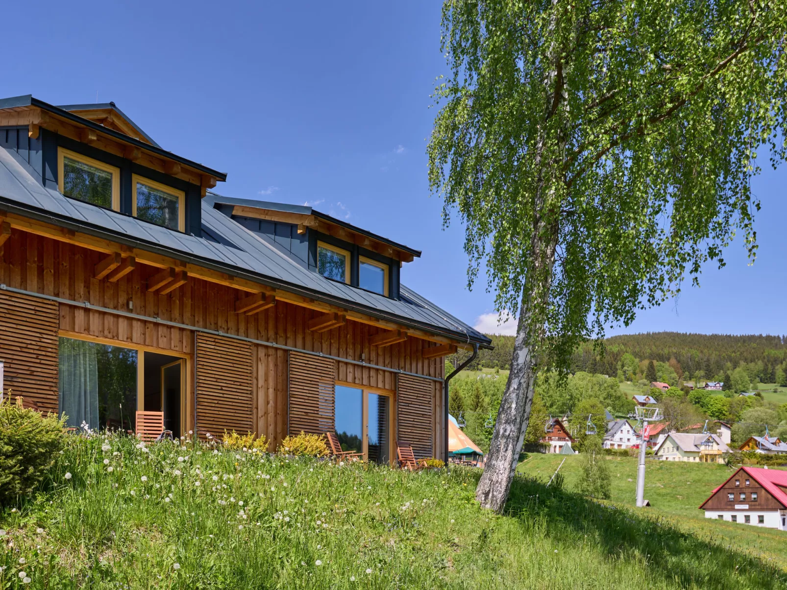 Ski-In Ski-Out Mountain Duplex Portášky3-Outside