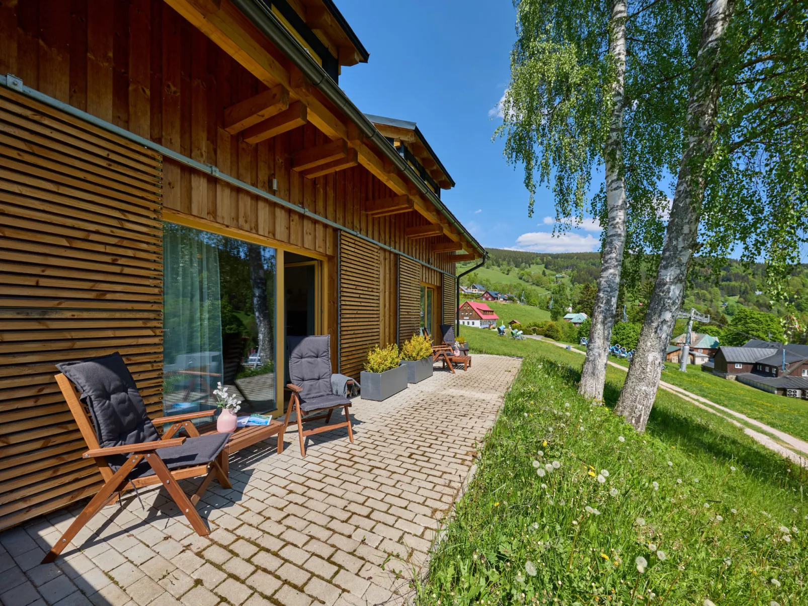 Ski-In Ski-Out Mountain Duplex Portášky3-Outside