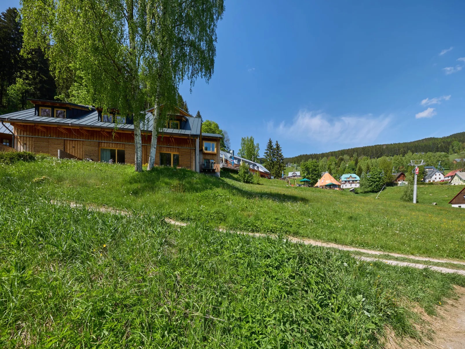 Ski-In Ski-Out Mountain Duplex Portášky3-Outside
