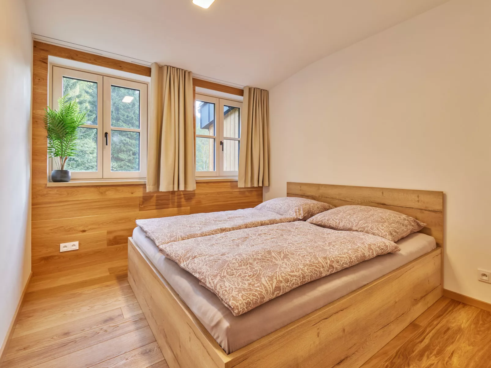 Timberline Peak Duplex & Bath