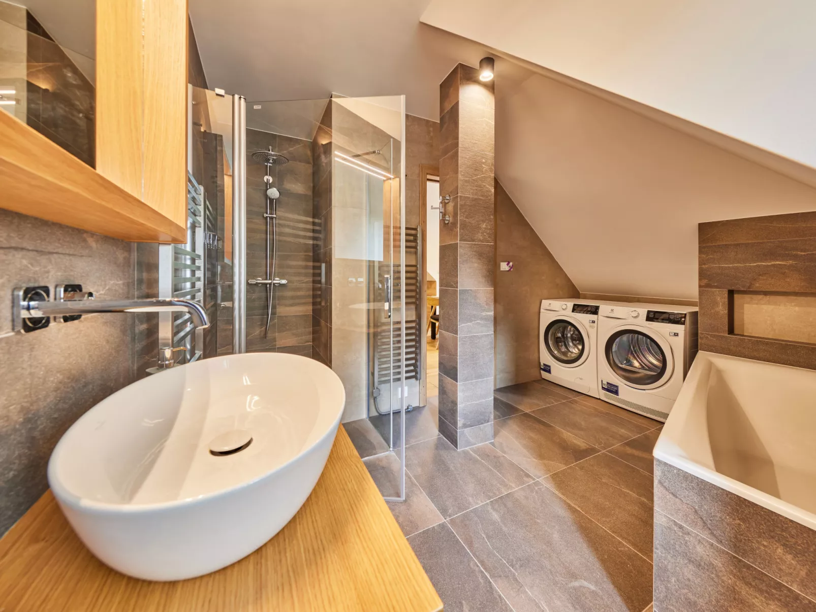Timberline Peak Duplex & Bath