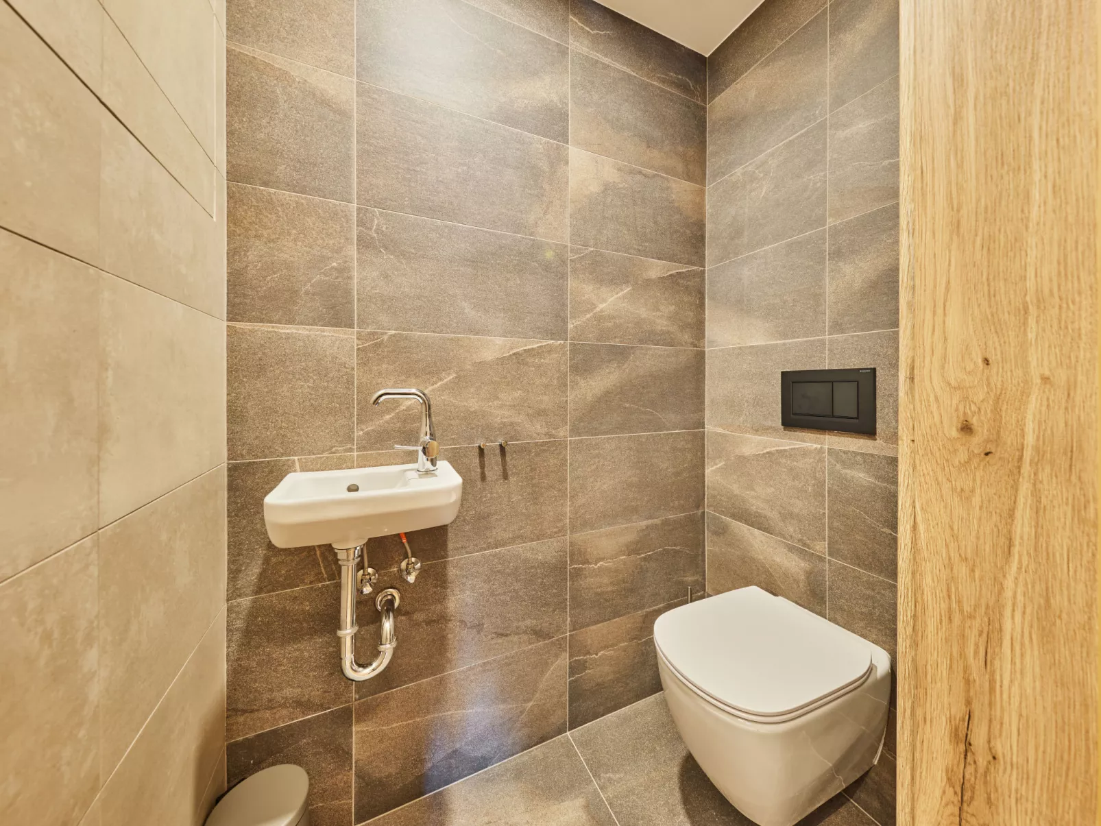 Timberline Peak Duplex & Bath-Inside