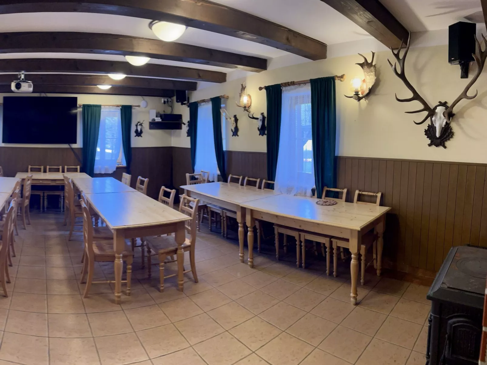 Mazurova chalupa-Inside