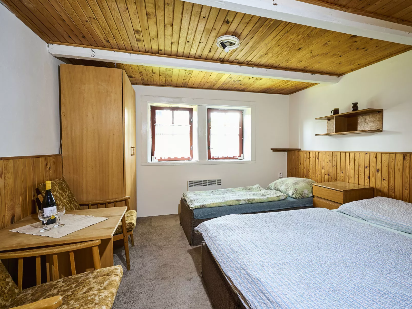 Harrachov 90-Inside