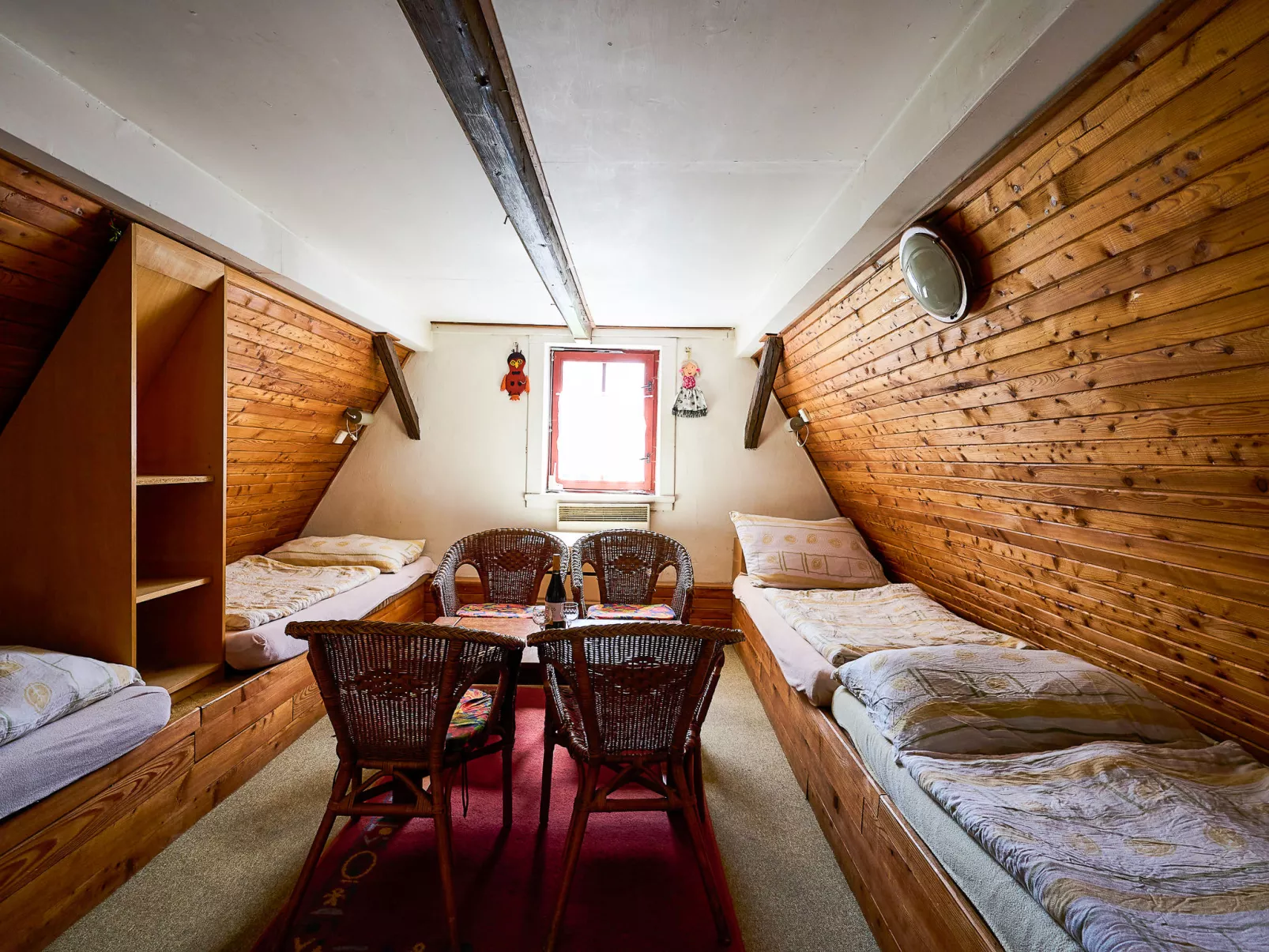 Harrachov 90-Inside