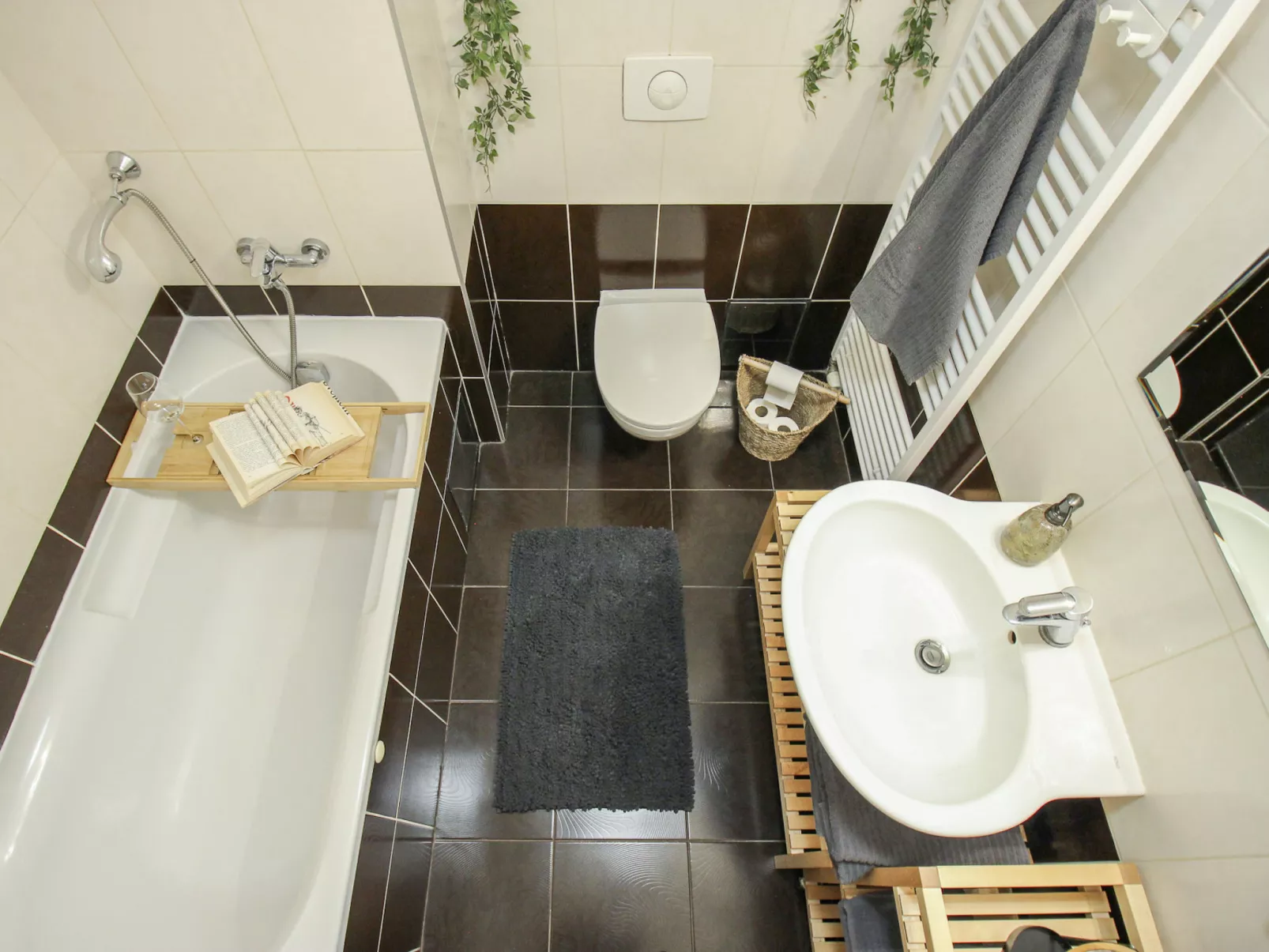 Resident Harrachov B-Inside