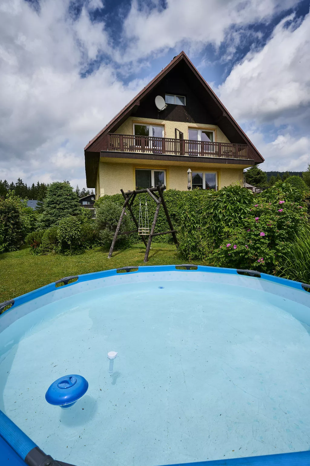 Nový Svět-Outside