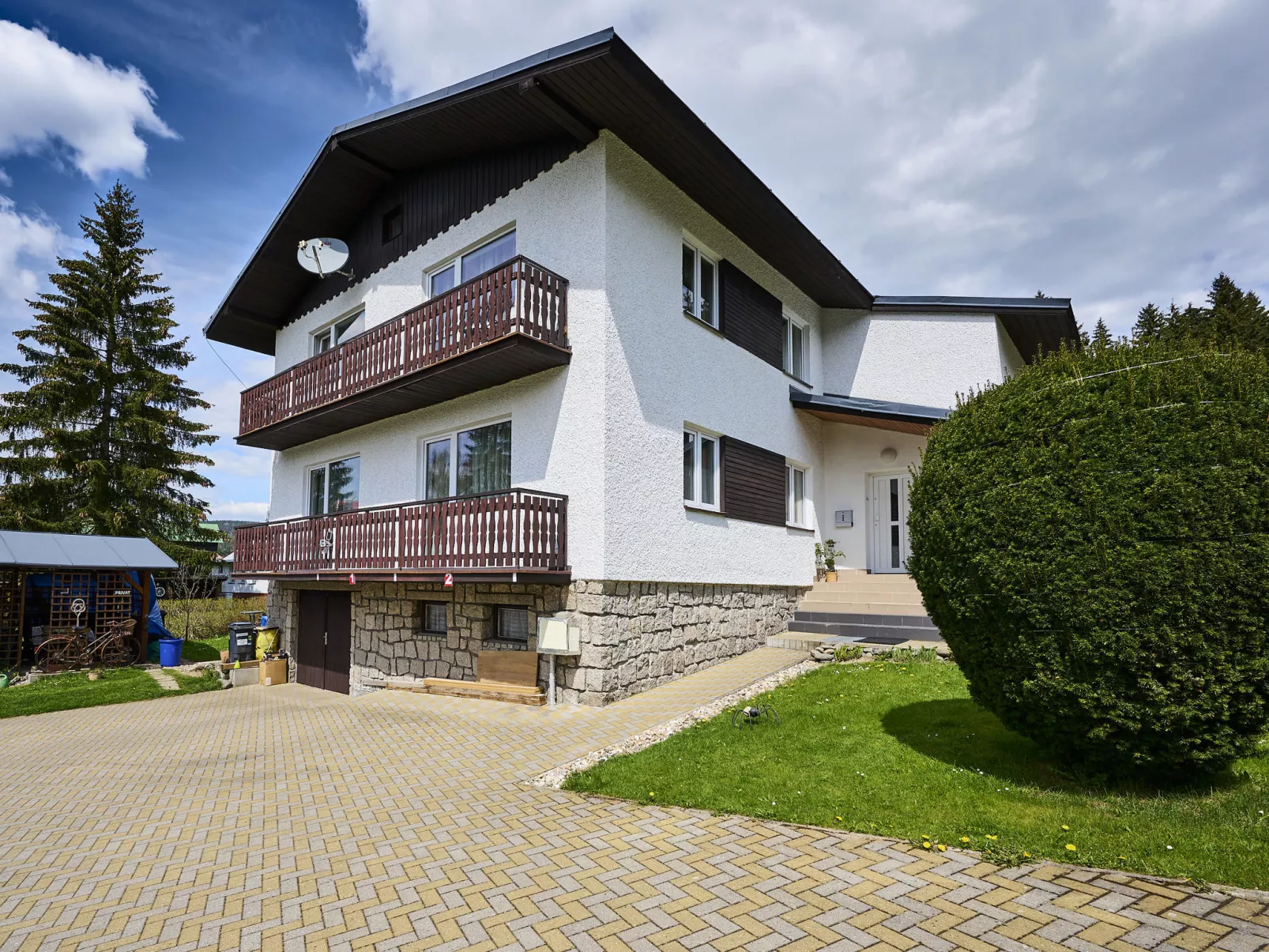 Nový Svět 417-Outside