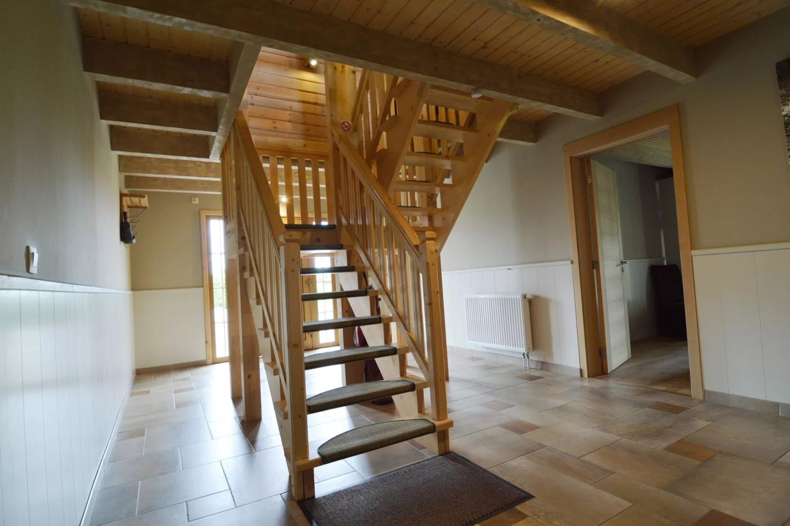 Chalet Du Soleil Grand Luxe-Reception hall
