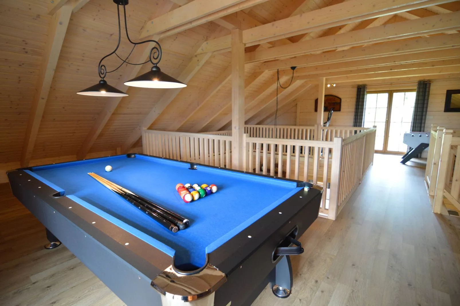 Chalet Du Soleil Grand Luxe-Recreation room