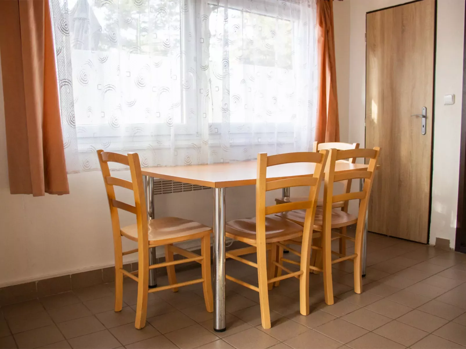 Kemp Stříbrný rybník-Inside