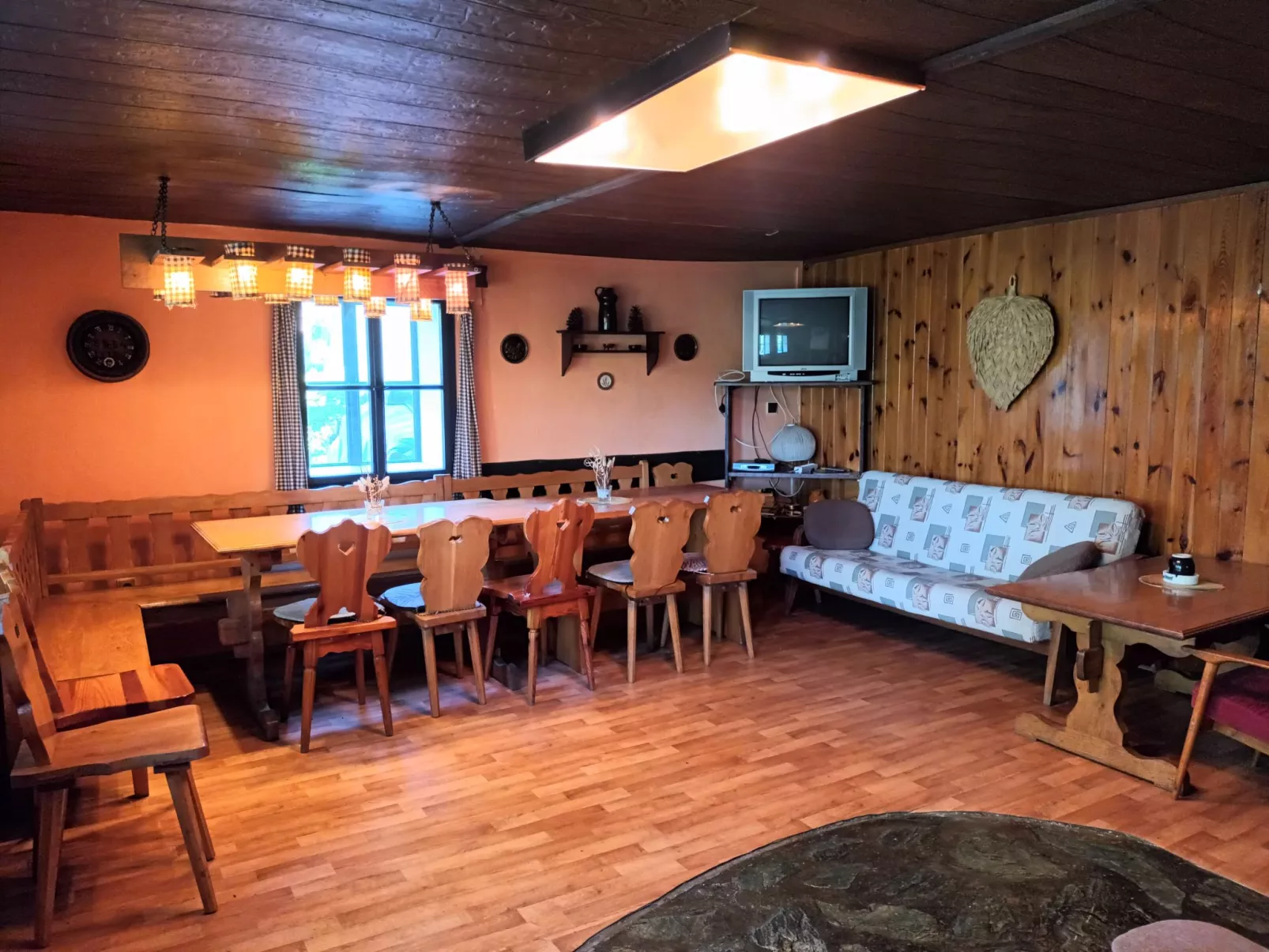 Na Stráži-Inside
