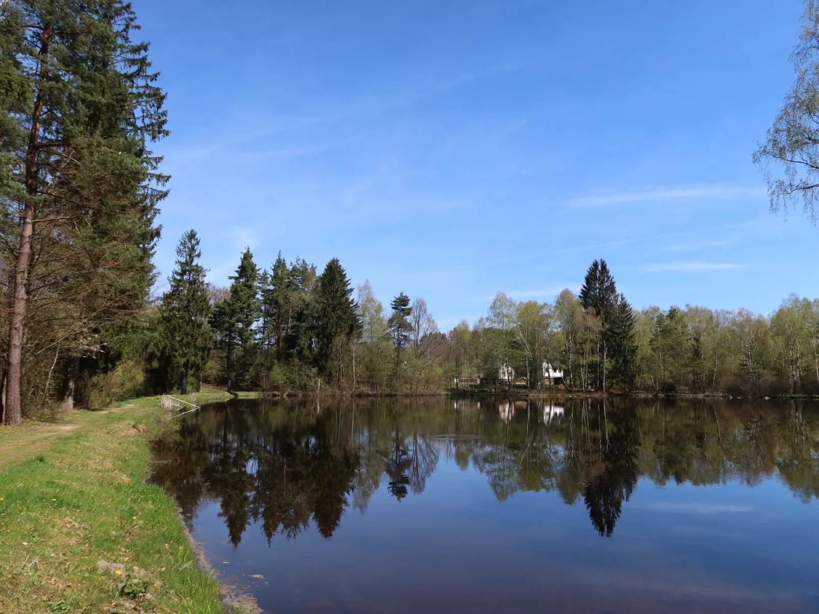 Kunějov-Outside