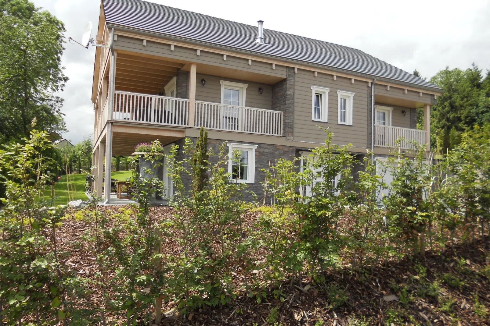 Chalet Du Soleil Grand Luxe-Exterior summer