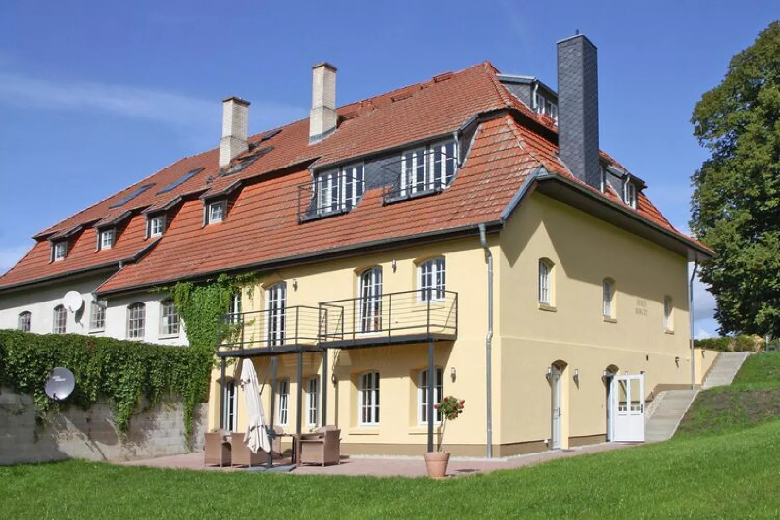 Birgit 5-6 Personen 184 qm Teil A und Teil B zusammen-Exterior summer