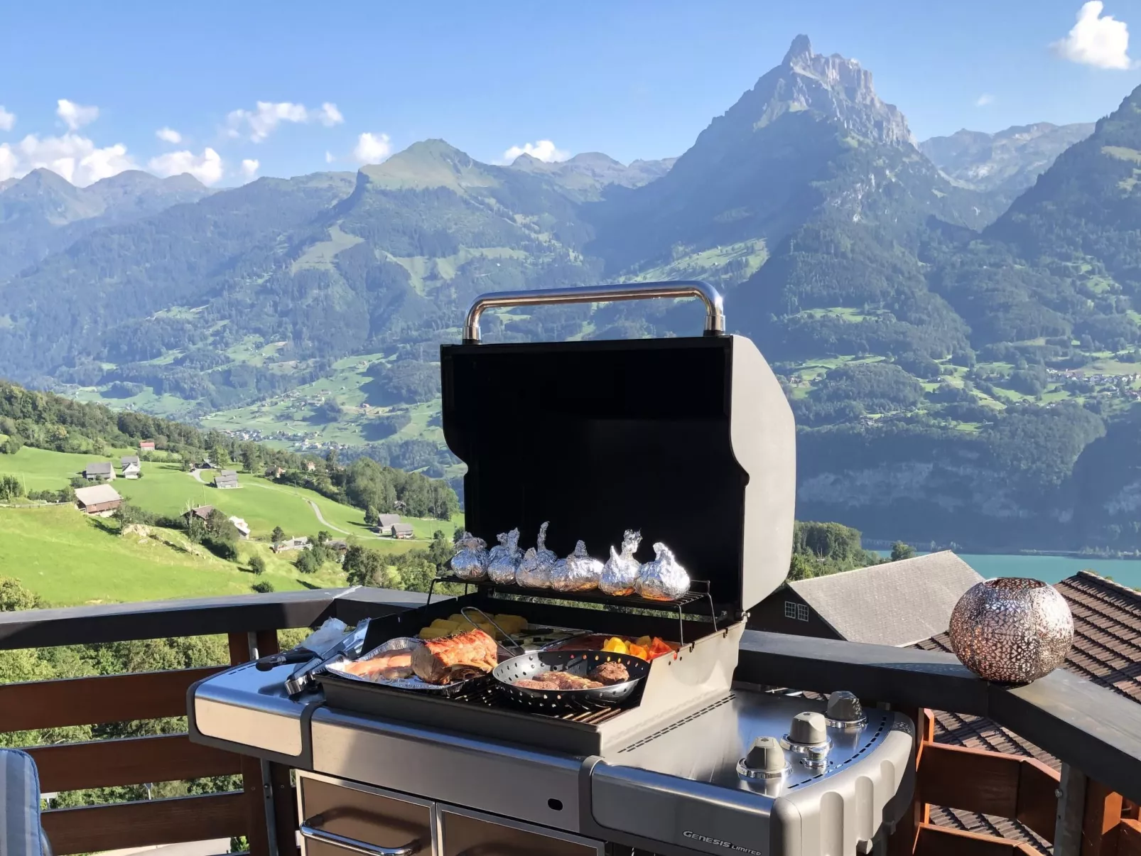 Penthouse Brugg-Outside