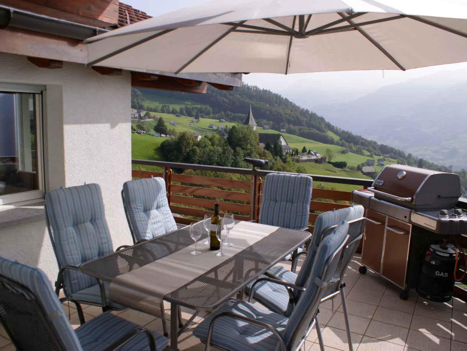 Penthouse Brugg-Outside