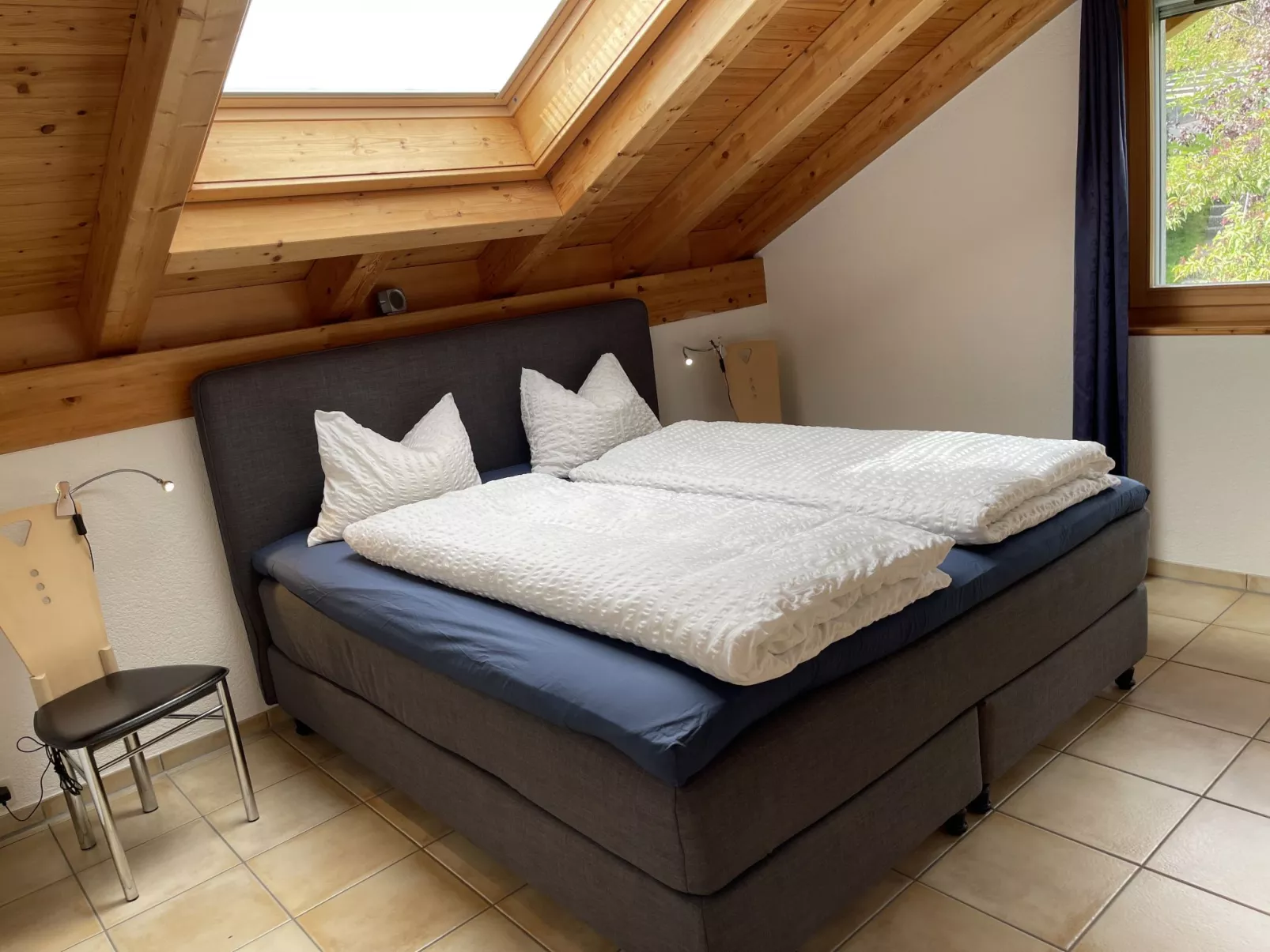 Penthouse Brugg-Inside