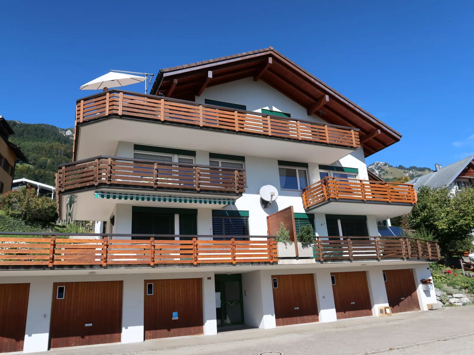 Penthouse Brugg-Outside