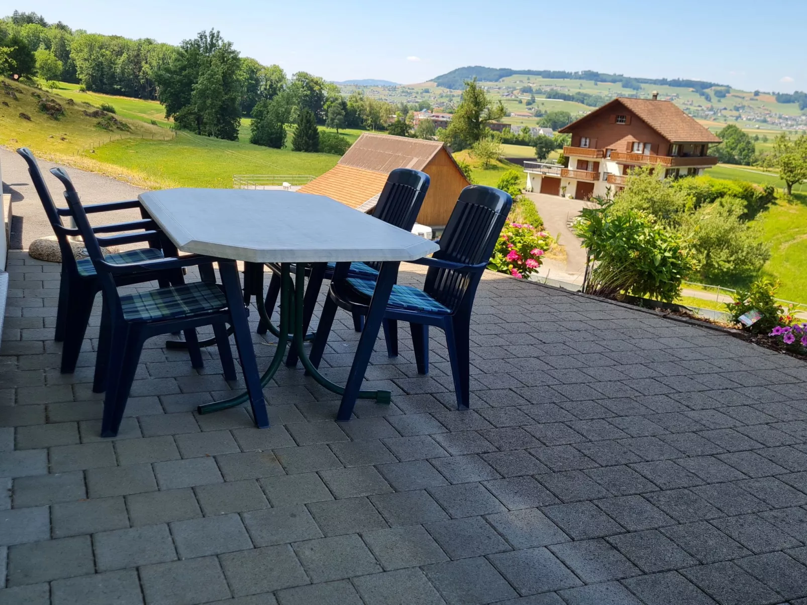 Luxenweid-Outside