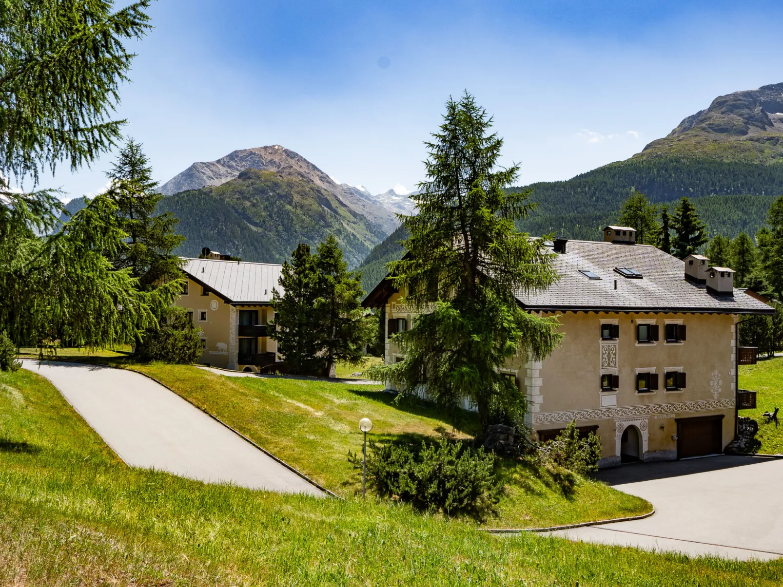 Chesa Palüdin 10 - Pontresina-Outside
