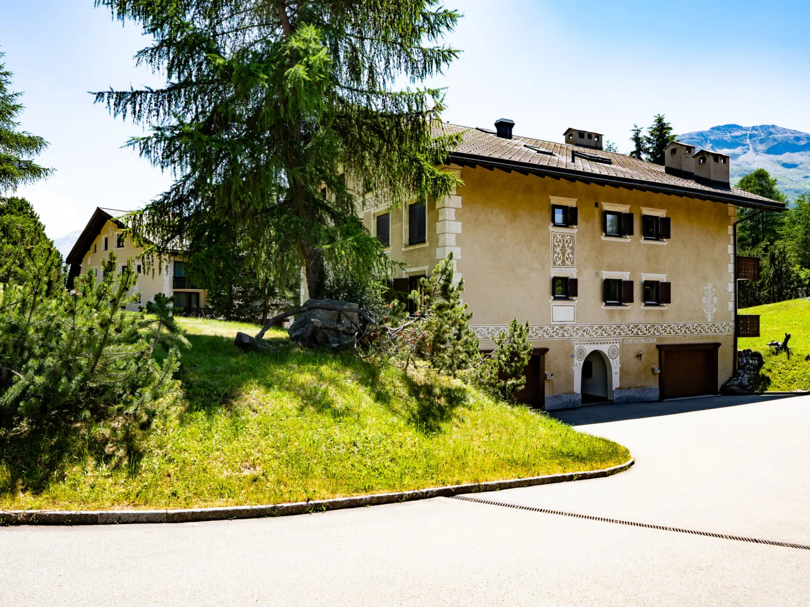 Chesa Palüdin 10 - Pontresina-Outside