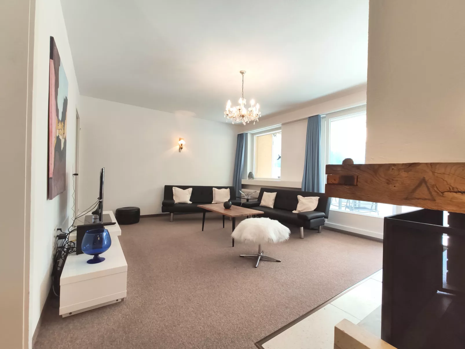 Regina Apt Golfblick-Inside