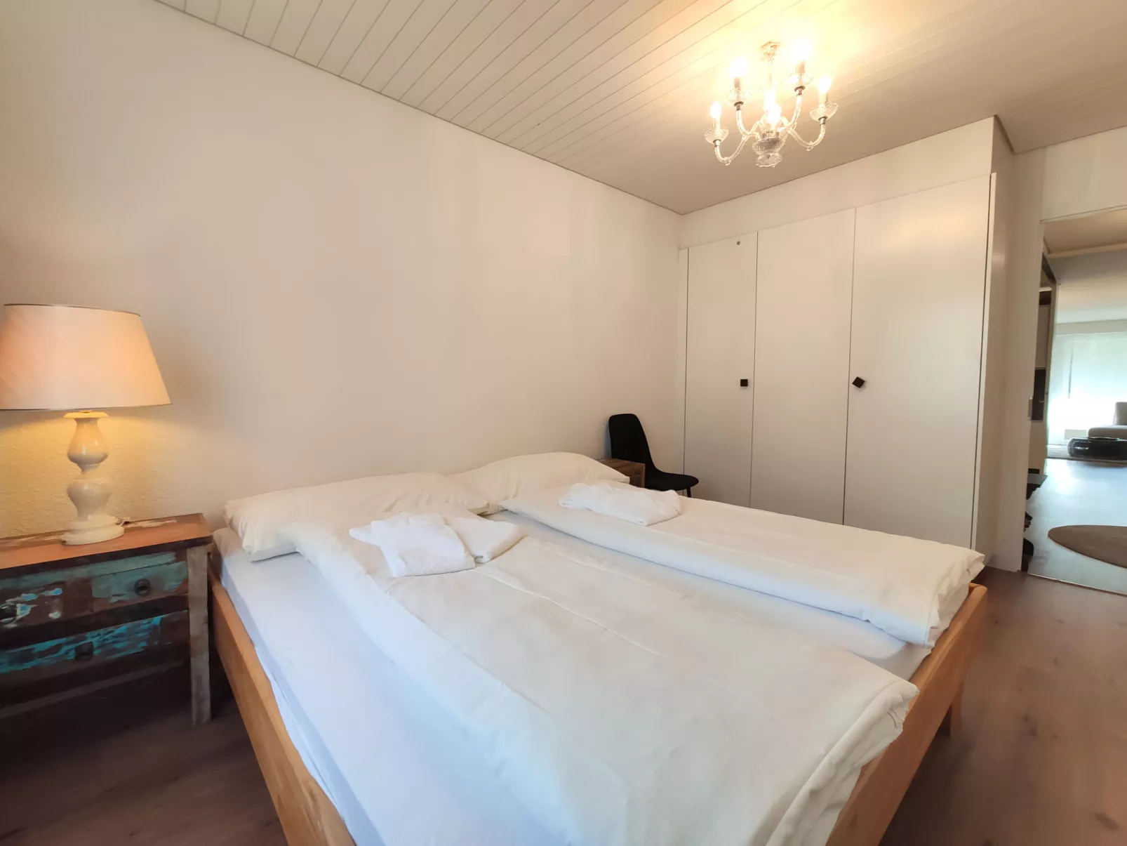 Verbena Apt 4-Inside