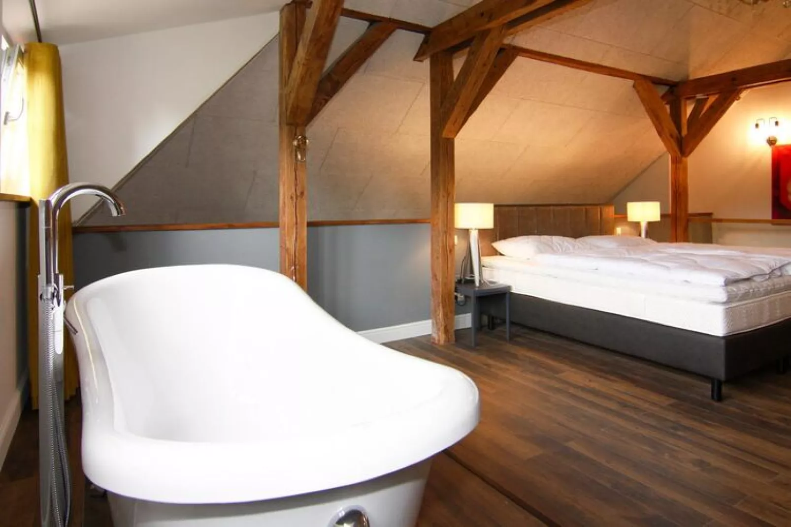 Birgit 5-6 Personen 184 qm Teil A und Teil B zusammen-Bedroom