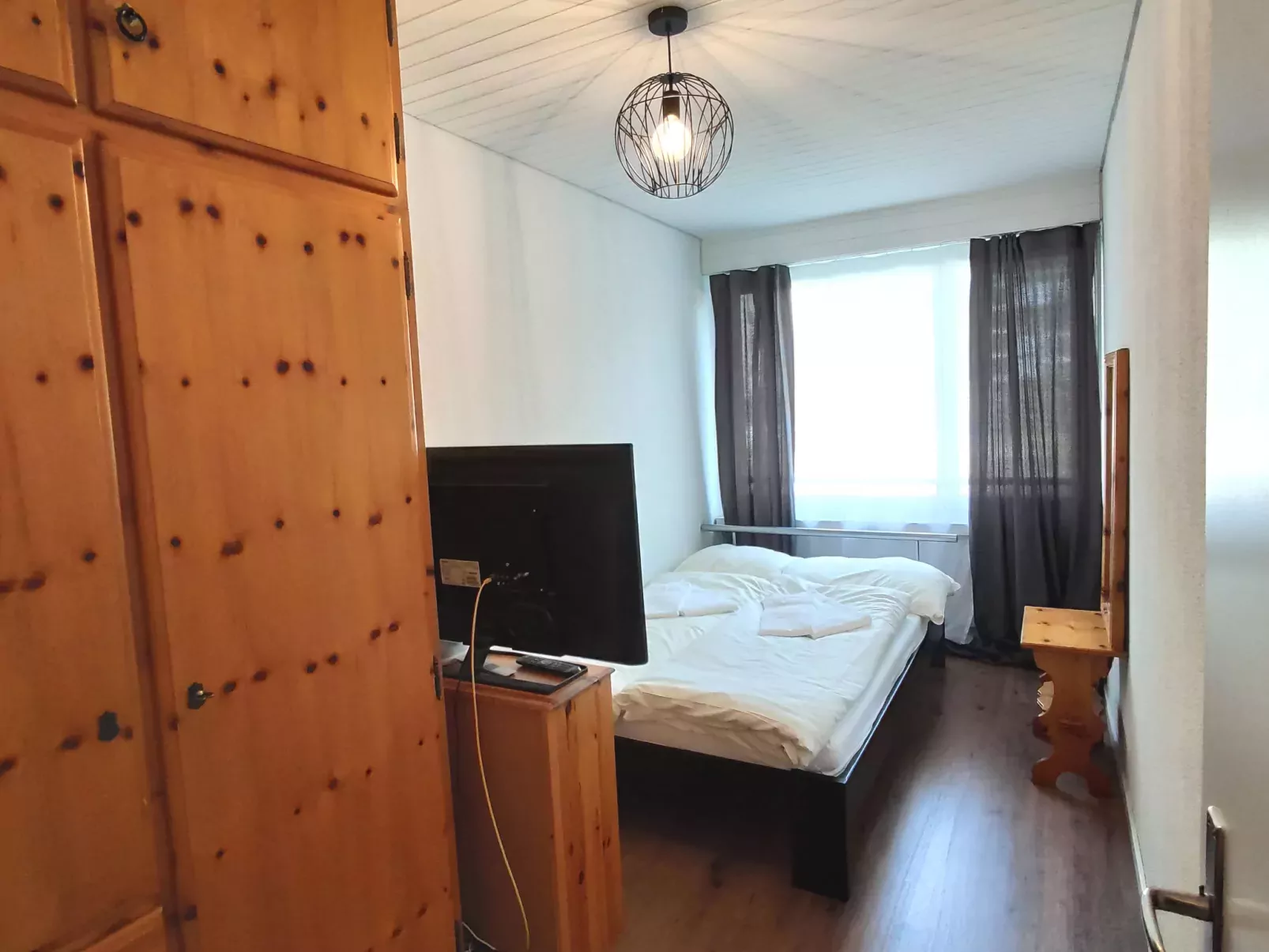 Verbena Apt 4-Inside